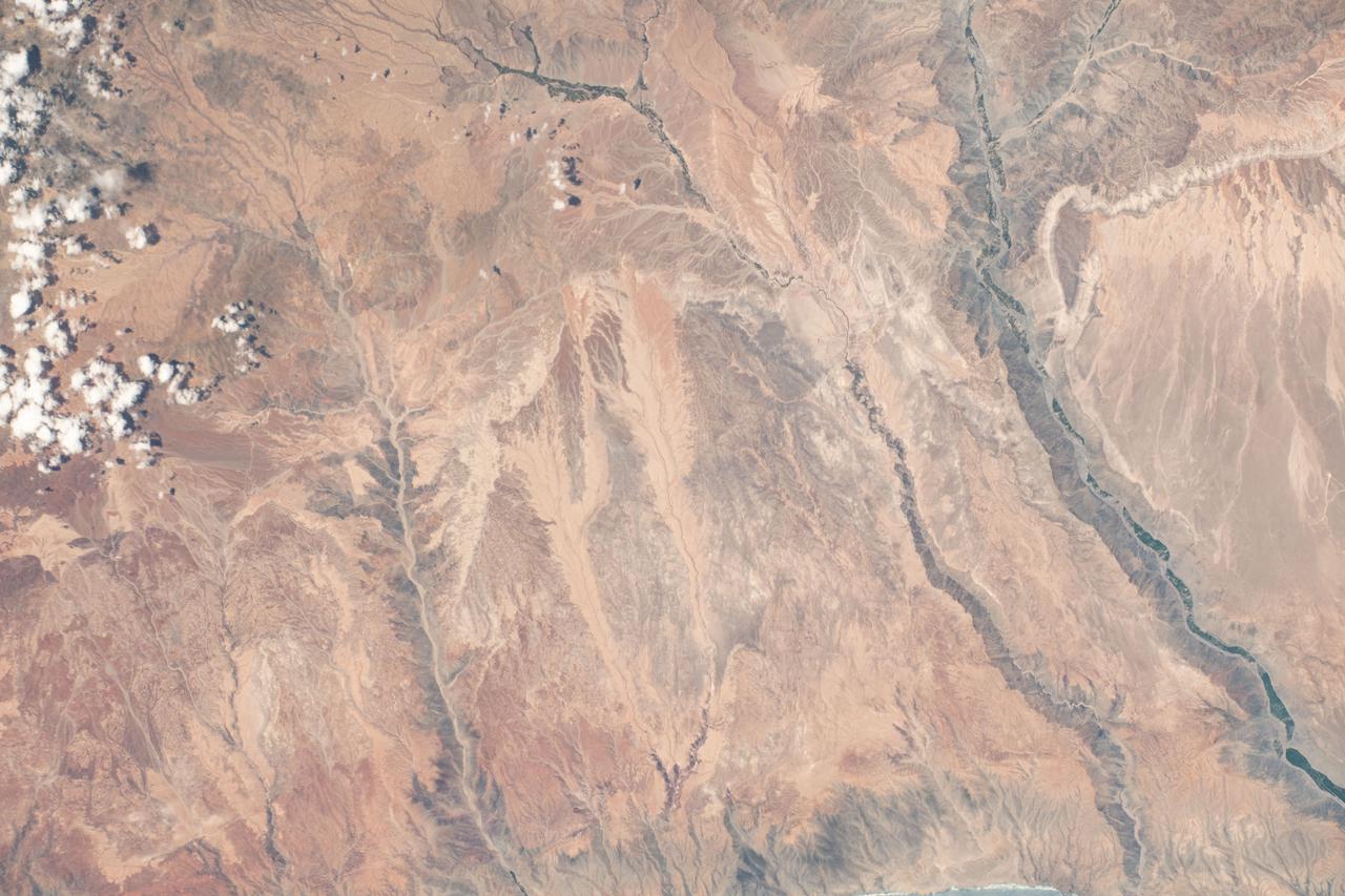 iss064e026005 (Jan. 26, 2021) --- The subtropical desert climate of the southern coast of Peru is pictured from the International Space Station as it orbited 263 miles above the South American nation.