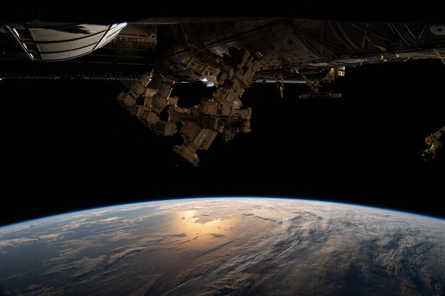 NASA image: iss064e053054