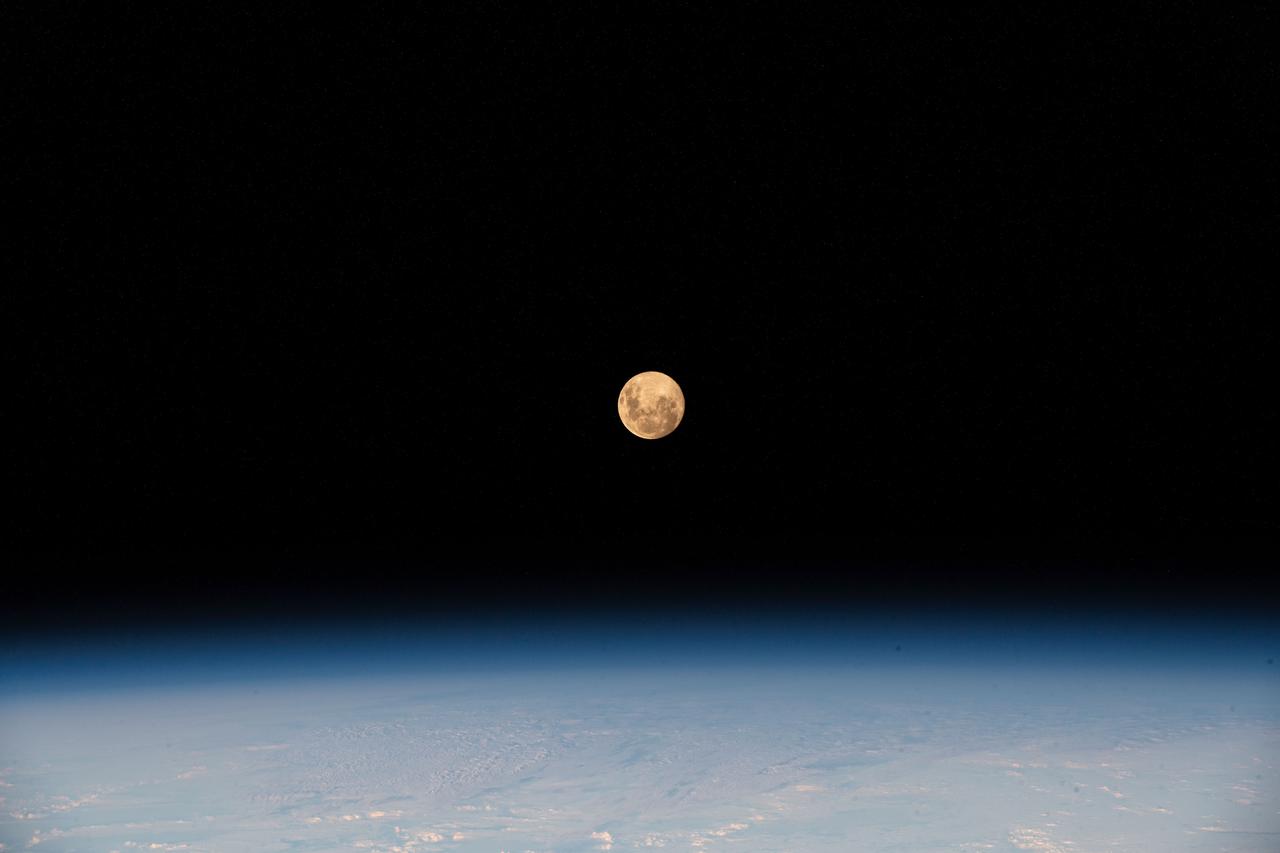 iss065e005888 (April 26, 2021) --- The "Super Moon" is pictured from the International Space Station as it was orbiting 267 miles above the southern Indian Ocean.