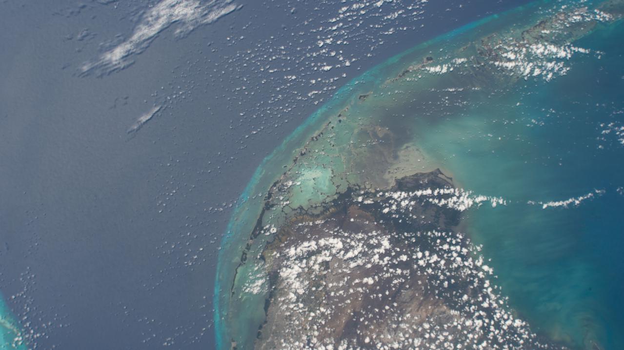 iss065e008077 (April 28, 2021) --- The Florida Keys and the Everglades National Park are pictured from the International Space Station as it orbited 262 miles above the Sunshine State of Florida.