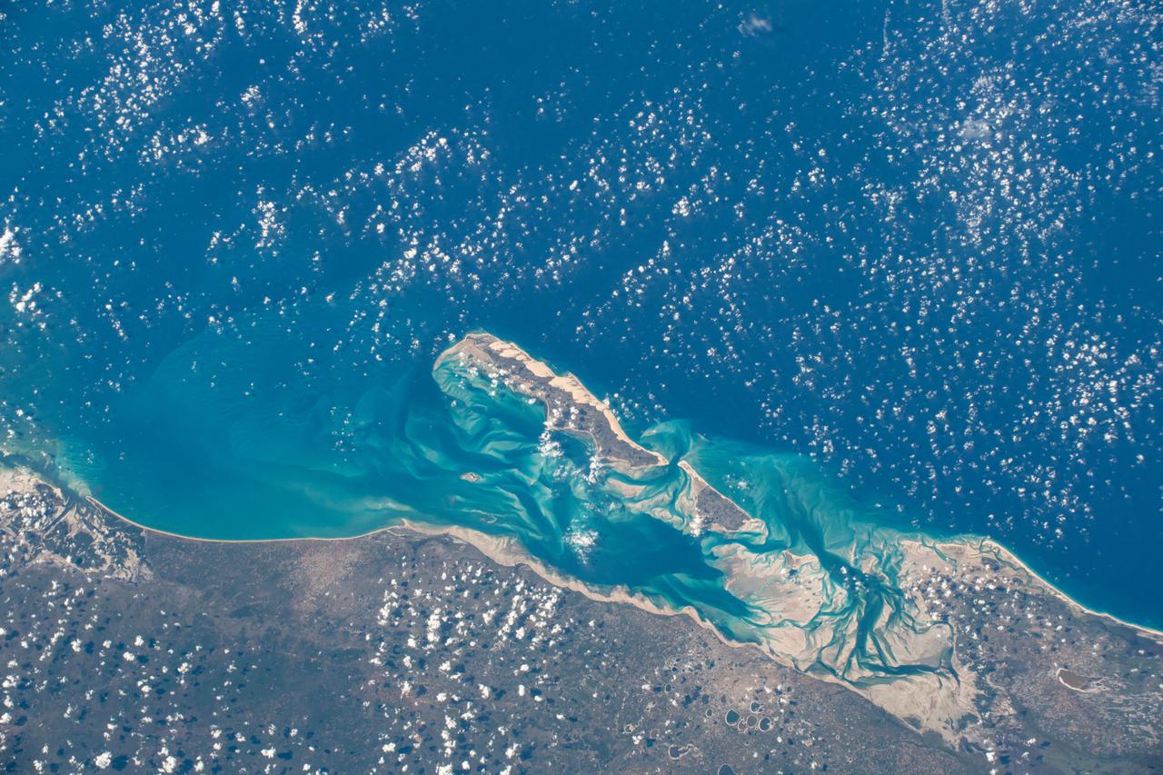 iss065e009427 (April 29, 2021) --- The Bazaruto Archipelago off the coast of Mozambique is pictured from the International Space Station as it orbited 265 miles above the African nation.