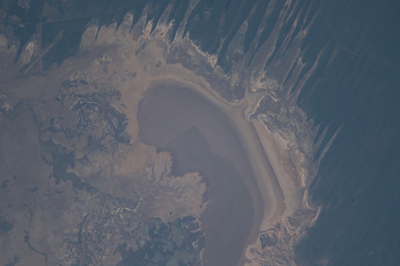 iss065e046534 (May 14, 2021) --- A portion of Western Australia off the coast of the Indian Ocean is pictured from the International Space Station as it orbited 265 miles above.