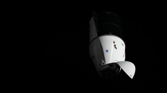 NASA image: SpaceX Cargo Dragon resupply ship