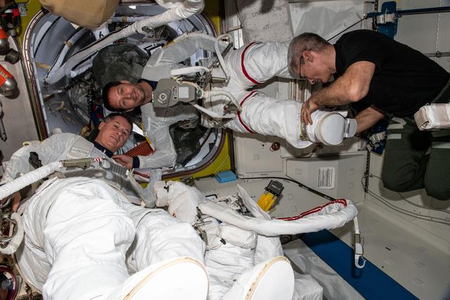 NASA image: iss065e092752