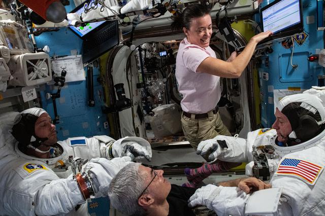 NASA image: iss065e095839