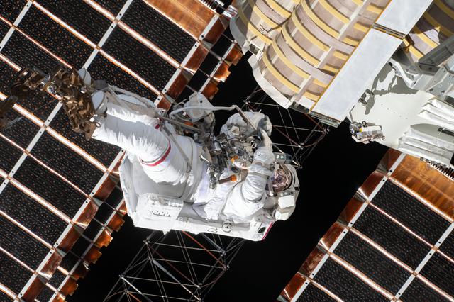 NASA image: iss065e121232