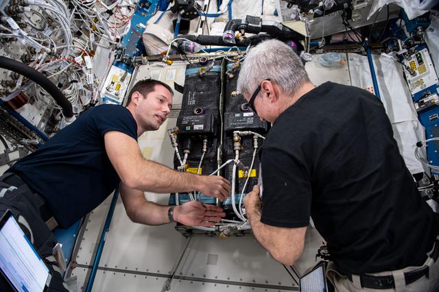 NASA image: iss065e165871