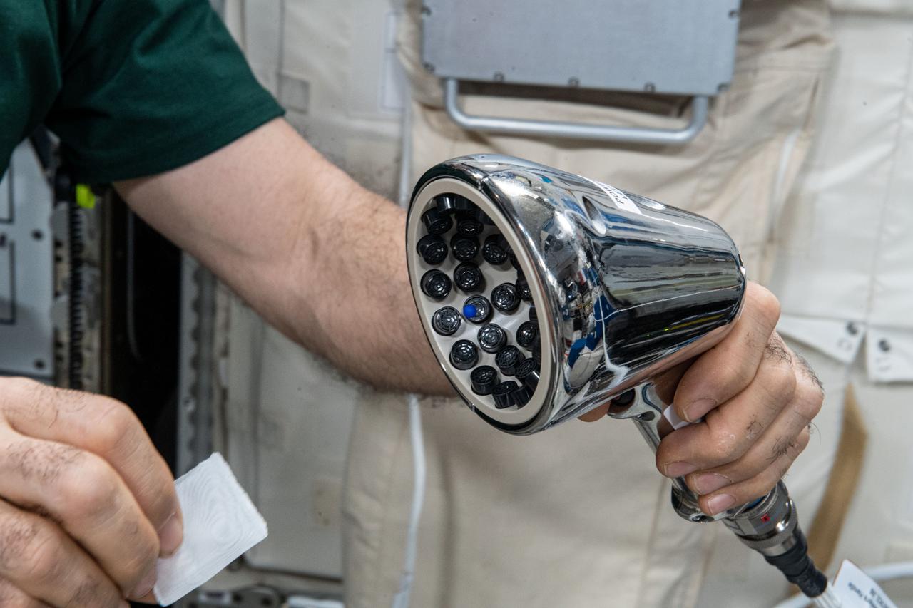 iss065e170116 (7/20/2021) --- Photo taken during the Ultrasonic Tweezers experiment setup and execution in the Columbus module aboard the International Space Station (ISS). The objective of the Ultrasonic Tweezers project is to develop acoustic tweezers that use sound to allow for remote and contactless manipulation of materials in a microgravity context. An ultrasound beam is shaped so that it produces a trap from which an object cannot easily exit. By moving the beam, the object can be moved to a new position with a very good precision.