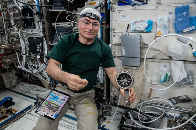 NASA image: Ultrasonic Tweezers