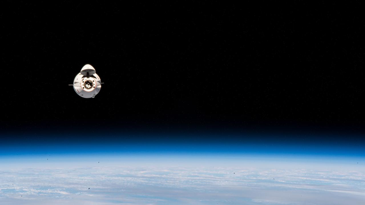 iss065e333865 (Aug. 30, 2021) --- The SpaceX Cargo Dragon vehicle approaches the International Space Station for an autonomous docking to the Harmony module's forward international docking adapter.