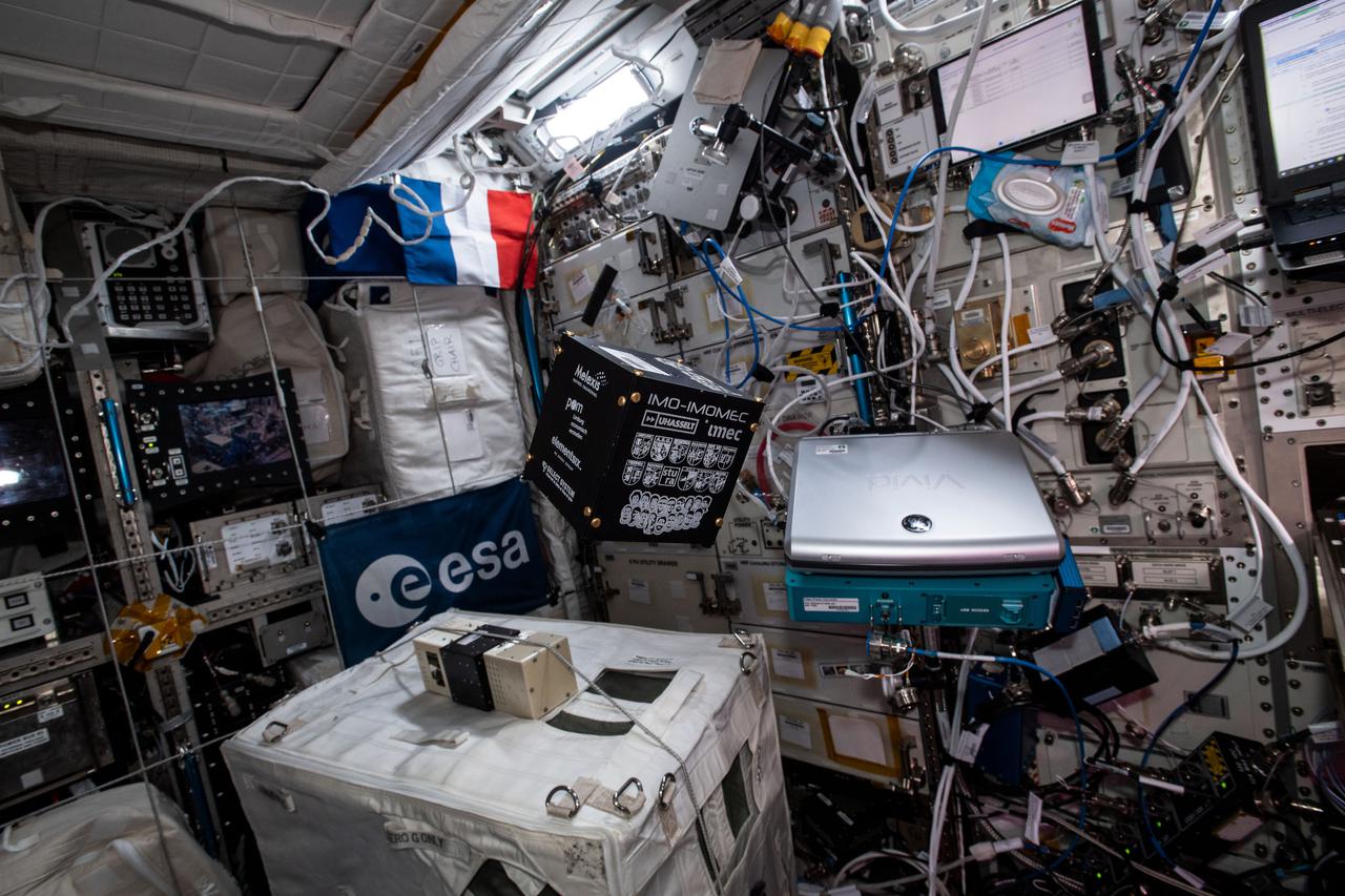iss065e343710 (9/2/2021) --- A view aboard the International Space Station Columbus module with the Ice Cube #8 BioCube. The Ice Cube #8 investigation uses quantum technology to produce high-resolution, high-precision measurements of the local magnetic field to create a high-resolution map of the Earth’s magnetic field.