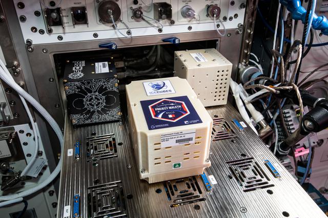 NASA image: iss065e343729