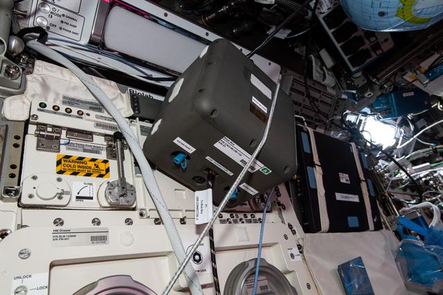 NASA image: iss065e347815