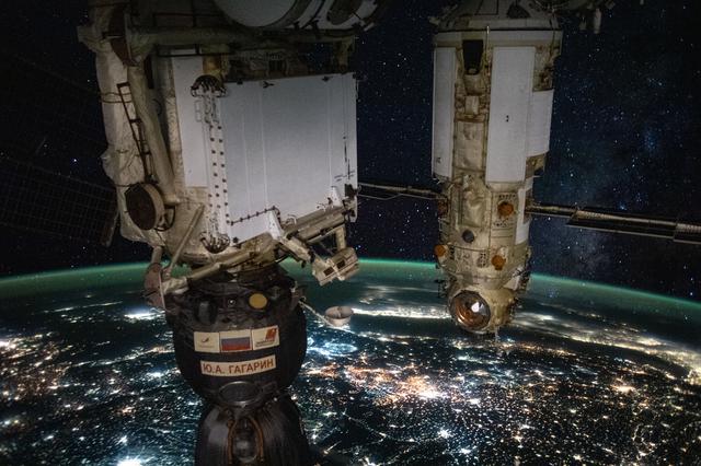 NASA image: iss065e370839