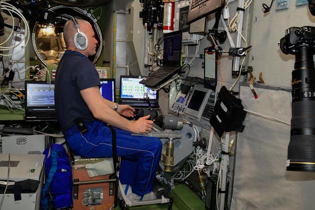 NASA image: Additional Soyuz 748 relocation OBT