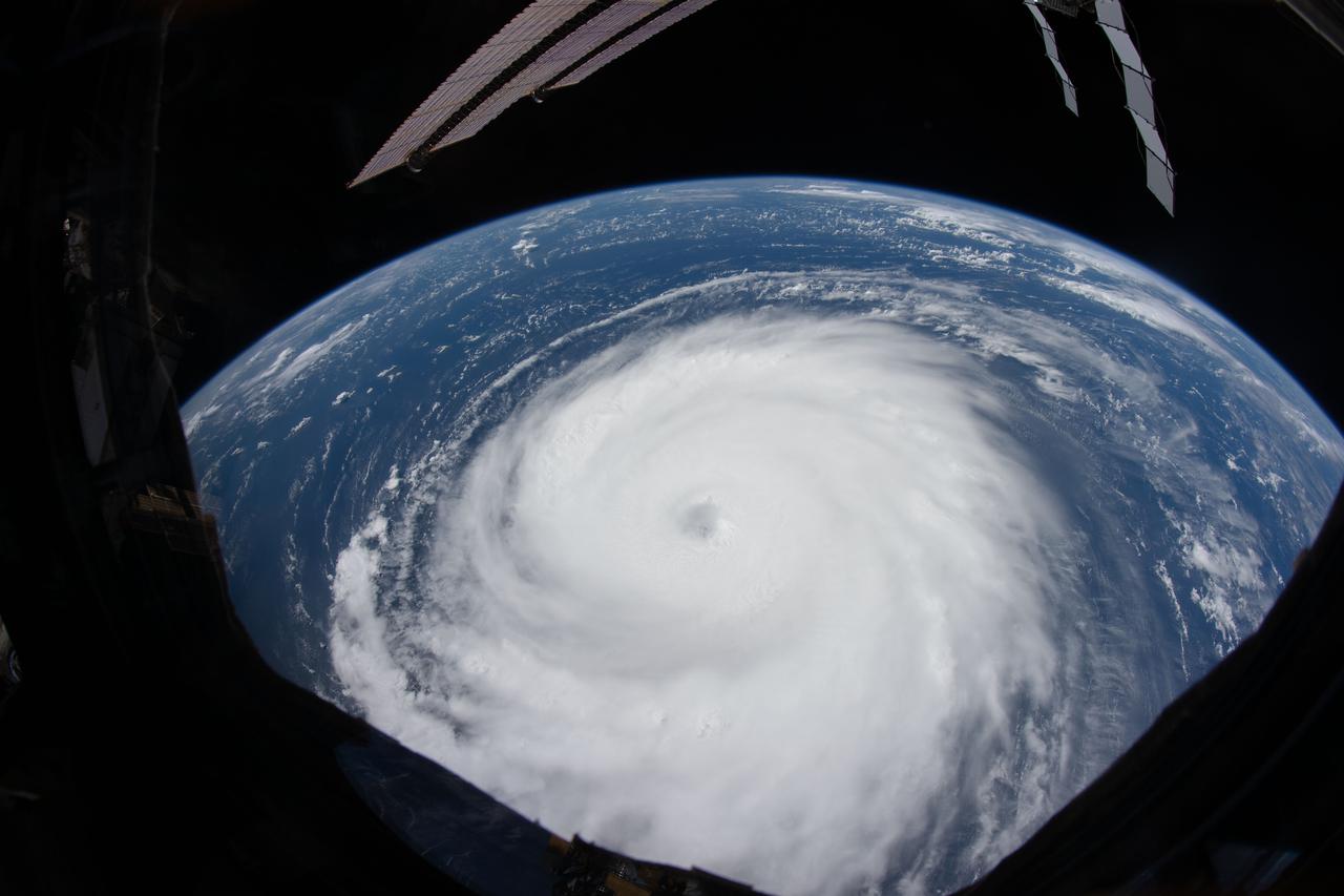 iss065e432572 (Sept. 29, 2021) --- The International Space Station orbits 259 miles above Hurricane Sam in the Atlantic Ocean.