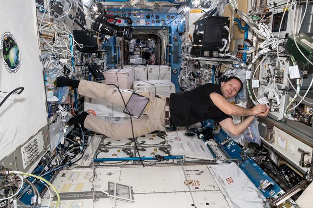 NASA image: iss065e442823