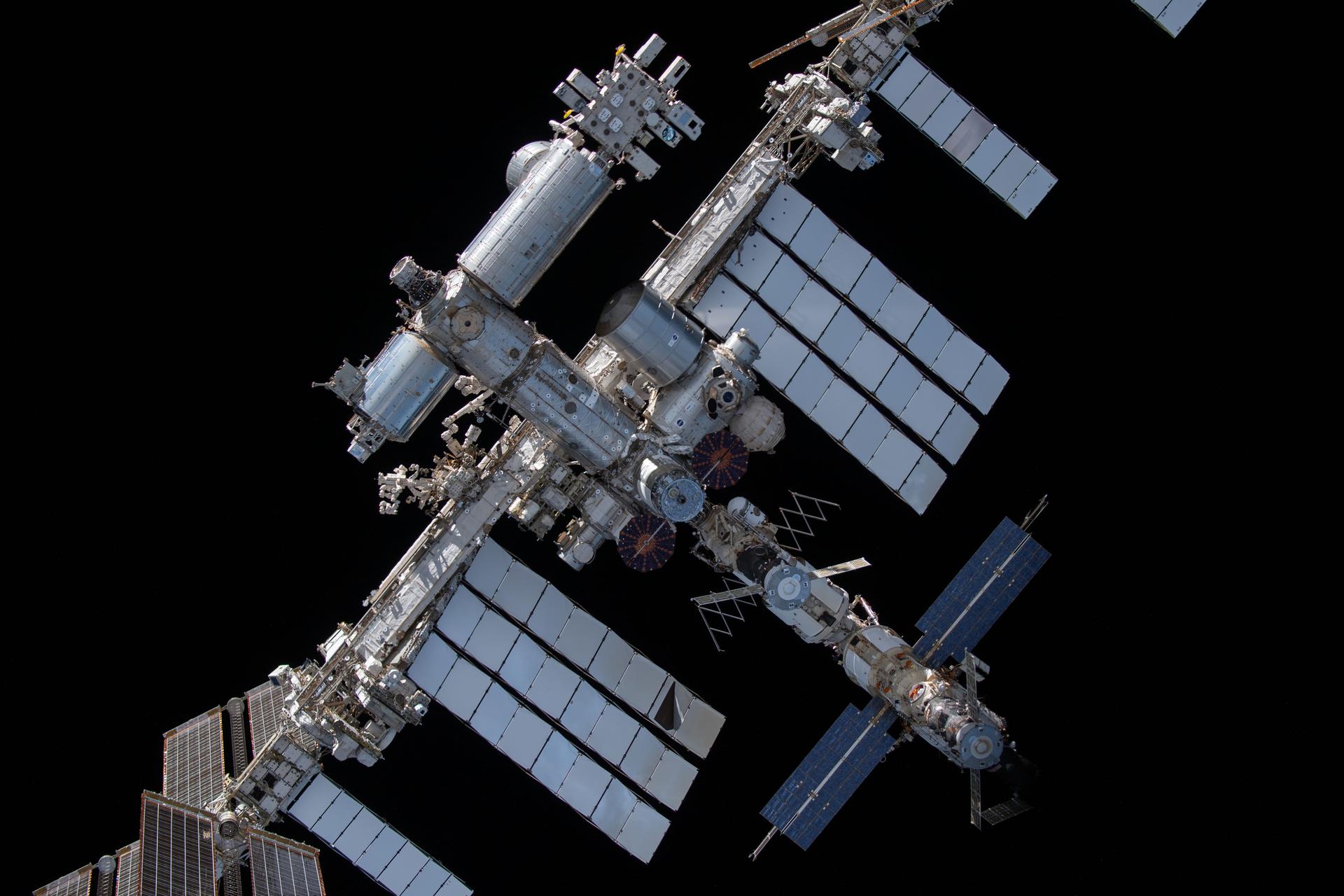 NASA Kicks Off Biological Research Aboard Space Station
