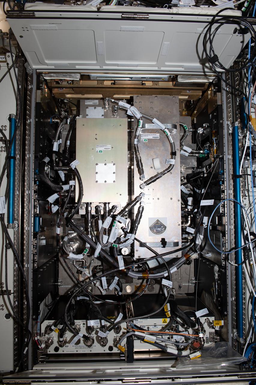 iss066e087939 (12/9/2021) --- A view of the Fluids and Combustion Facility (FCF), used for the Flow Boiling and Condensation Experiment (FBCE) during Expedition 66. The study may improve thermal systems for Earth and other planetary environments.