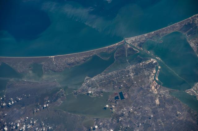 NASA image: iss066e108627