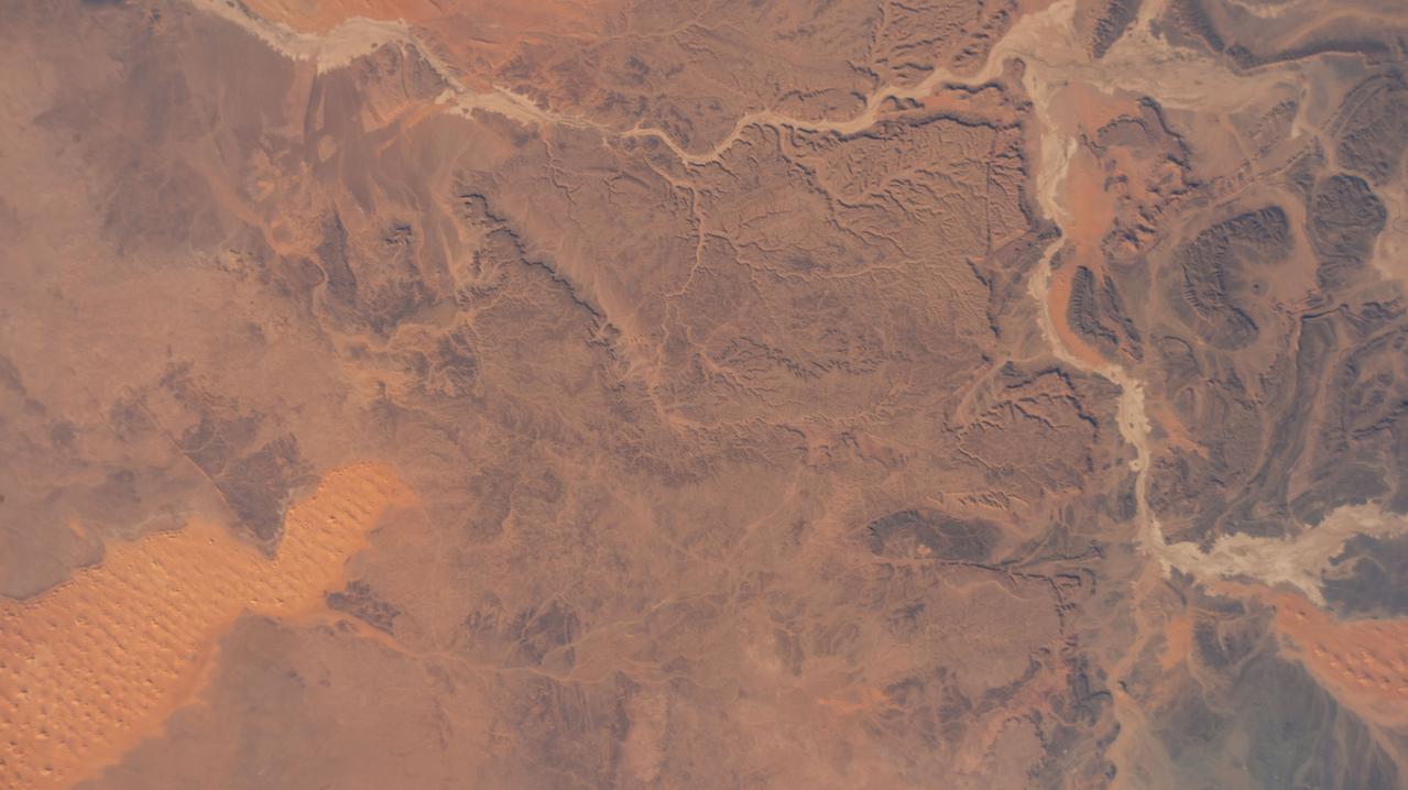 iss067e014093 (April 15, 2022) --- The western portion of Algeria, near the border with Morocco, is pictured from the International Space Station as it orbited 258 miles above the African nation.