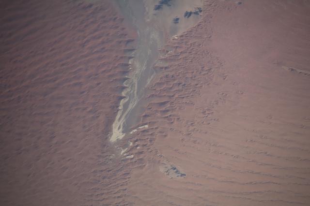 NASA image: iss067e035805