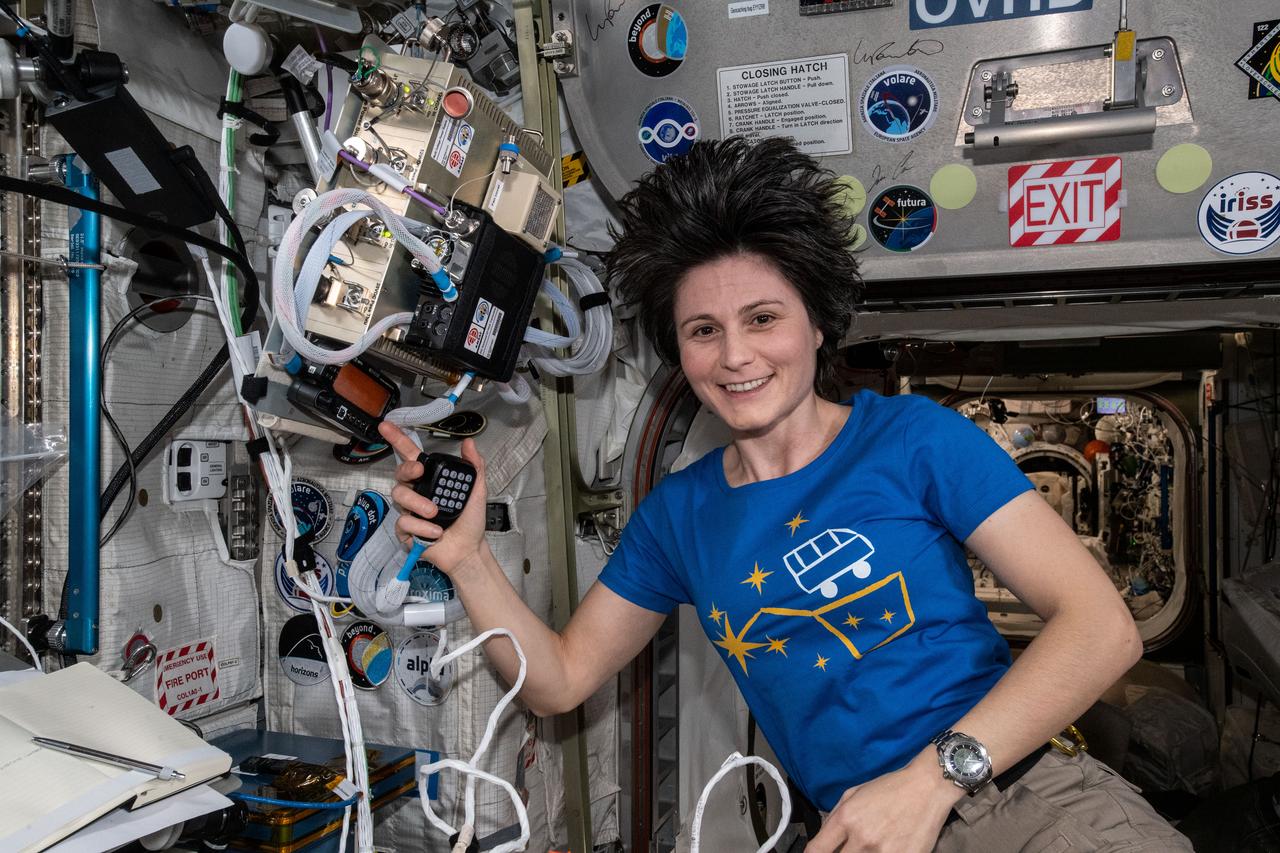 iss067e185243 (July 16, 2022) --- ESA (European Space Agency) astronaut and Expedition 67 Flight Engineer Samantha Cristoforetti calls down to students from Italy on the International Space Station's HAM radio and discusses what it is like to live and work in space.