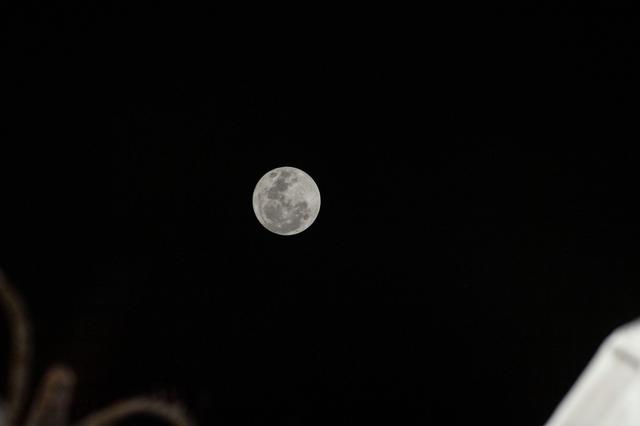 NASA image: iss067e187059