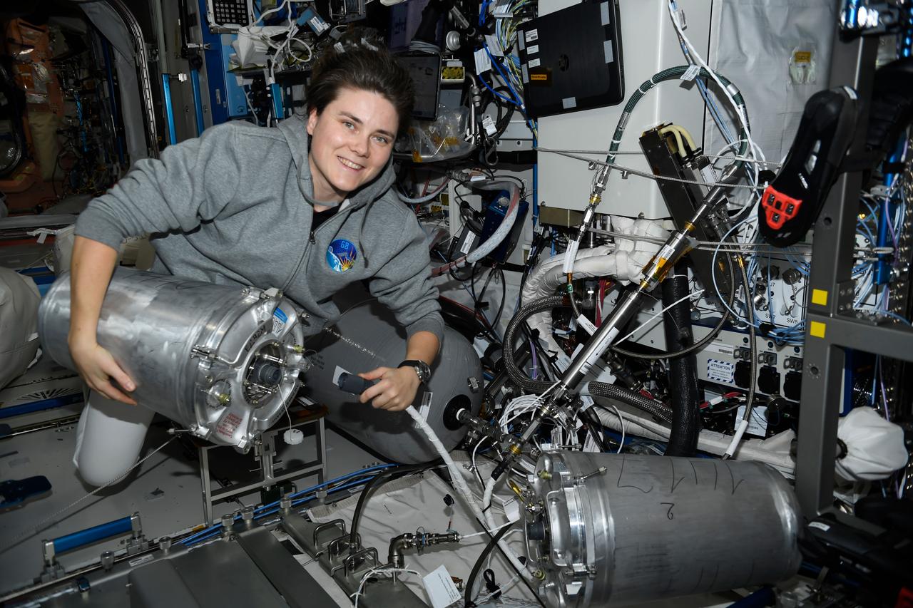 iss068e044310 (Jan. 31, 2023) --- Roscosmos cosmonaut and Expedition 68 Flight Engineer Anna Kikina works on orbital plumbing tasks aboard the International Space Station. Credit: Roscosmos