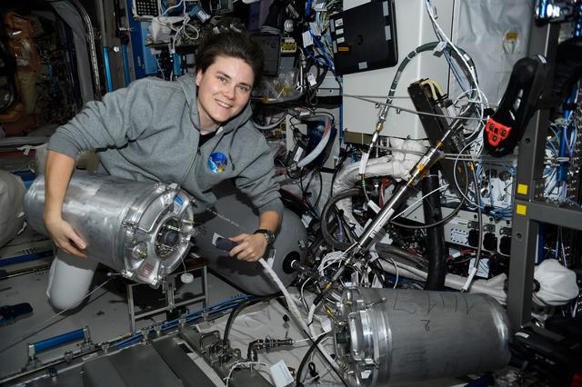 NASA image: iss068e044310