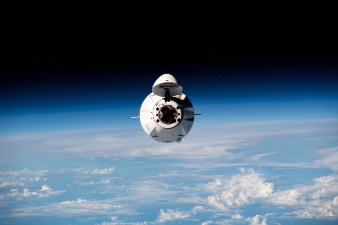 iss068e075344 (March 16, 2023) --- The SpaceX Dragon resupply ship approaches the International Space Station carrying more than 6,200 pounds of science experiments, crew supplies, and other cargo, to replenish the Expedition 68 crew. Both spacecraft were flying 269 miles above the Indian Ocean near Madagascar at the time of this photograph.