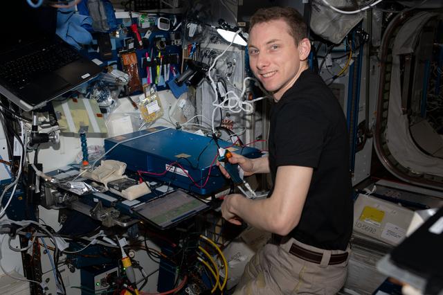 NASA image: iss069e055097