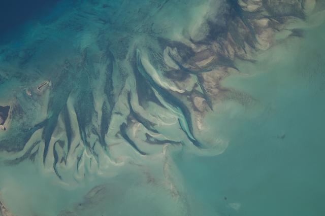 NASA image: iss069e060925