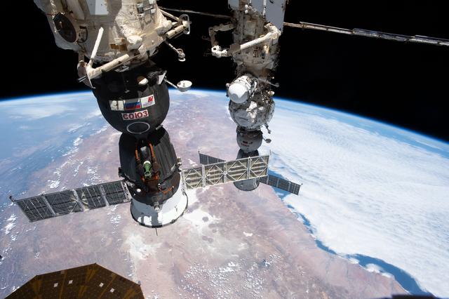 NASA image: iss069e091770