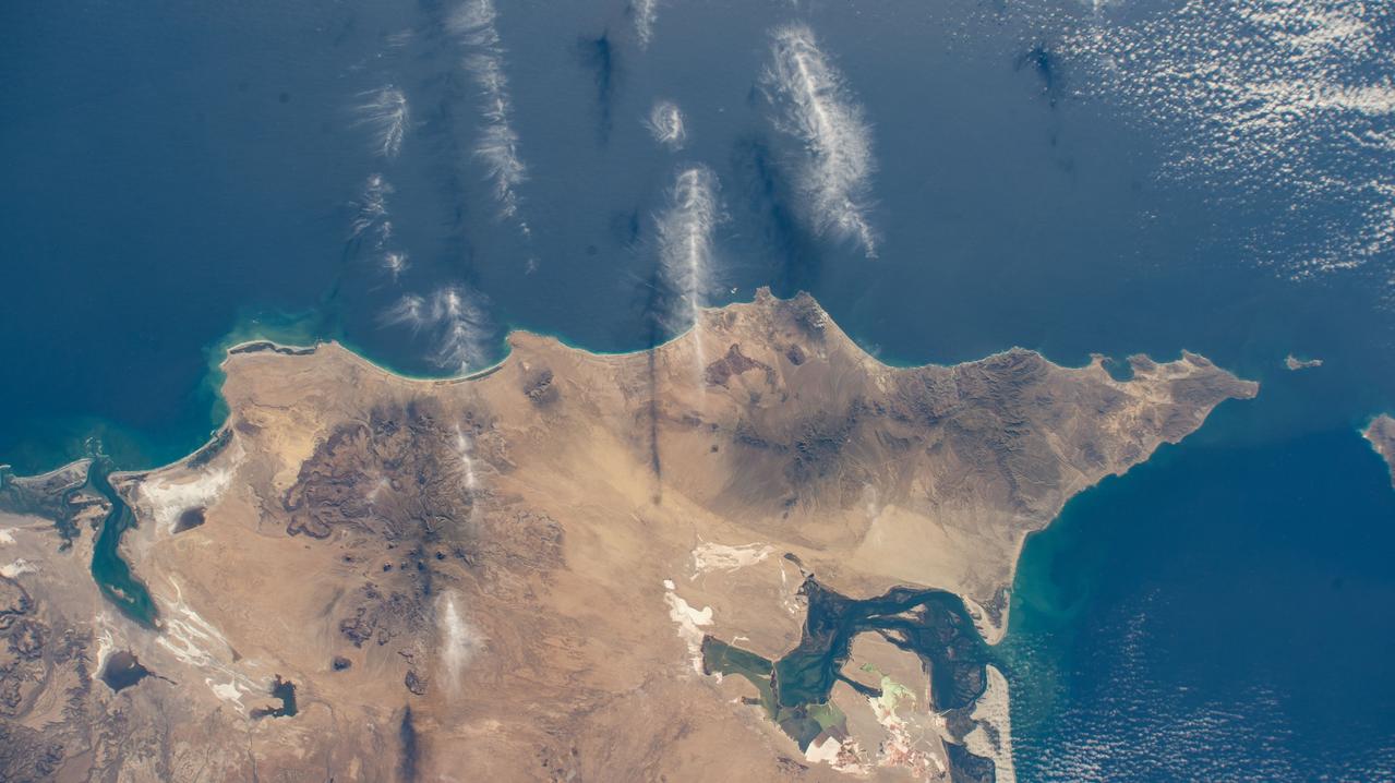 iss070e003846 (Oct. 14, 2023) --- The north coast of the Mexican state of Baja California Sur on the Pacific Ocean is pictured from the International Space Station as it orbited 258 miles above.