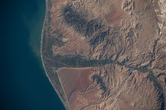 NASA image: iss070e064082