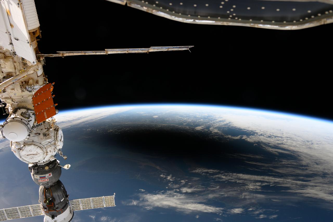 iss071e003390 (4/8/2024) --- A total solar eclipse passes over Mexico, the United States, and Canada. Millions of people witnessed skies darken as the Moon passed between Earth and the Sun. Astronauts aboard station captured the lunar shadow traverse the North American continent.