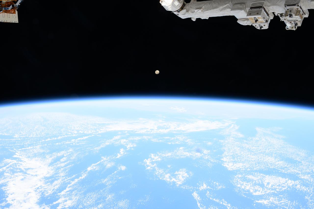 iss071e206291 (June 20, 2024) -- A waxing gibbous moon rises over the Indian Ocean as the International Space Station orbited 266 miles above.