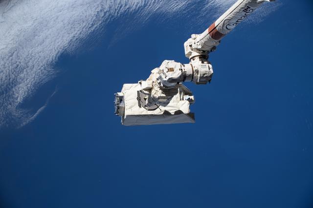 NASA image: iss071e244162