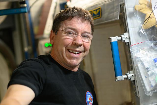 NASA image: iss071e244324