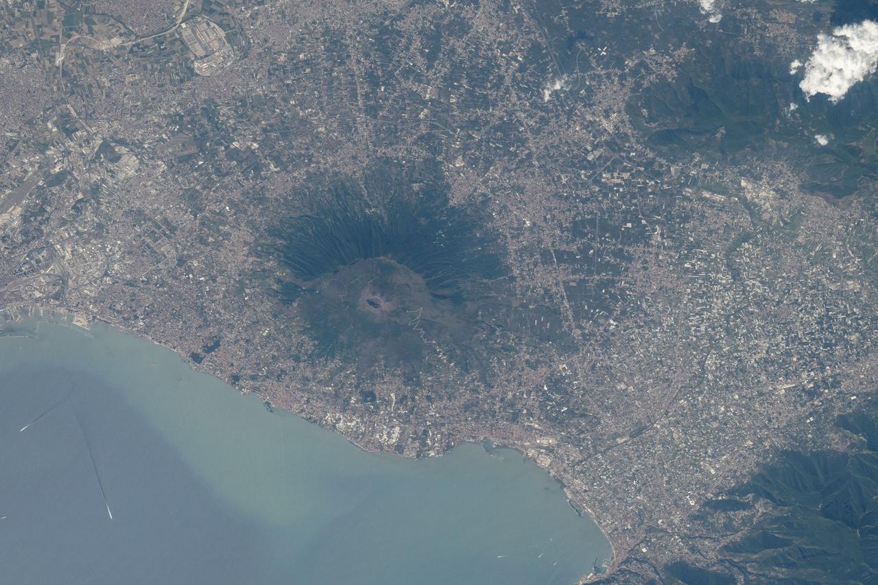 GMT210_15_58_Michael Barratt_CEO N Saharan Africa_Med Port Cities_Mt Vesuvius_Croatia thru Ukraine