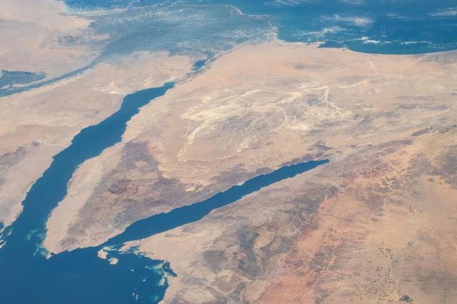 NASA image: The Gulfs of Suez and Aqaba