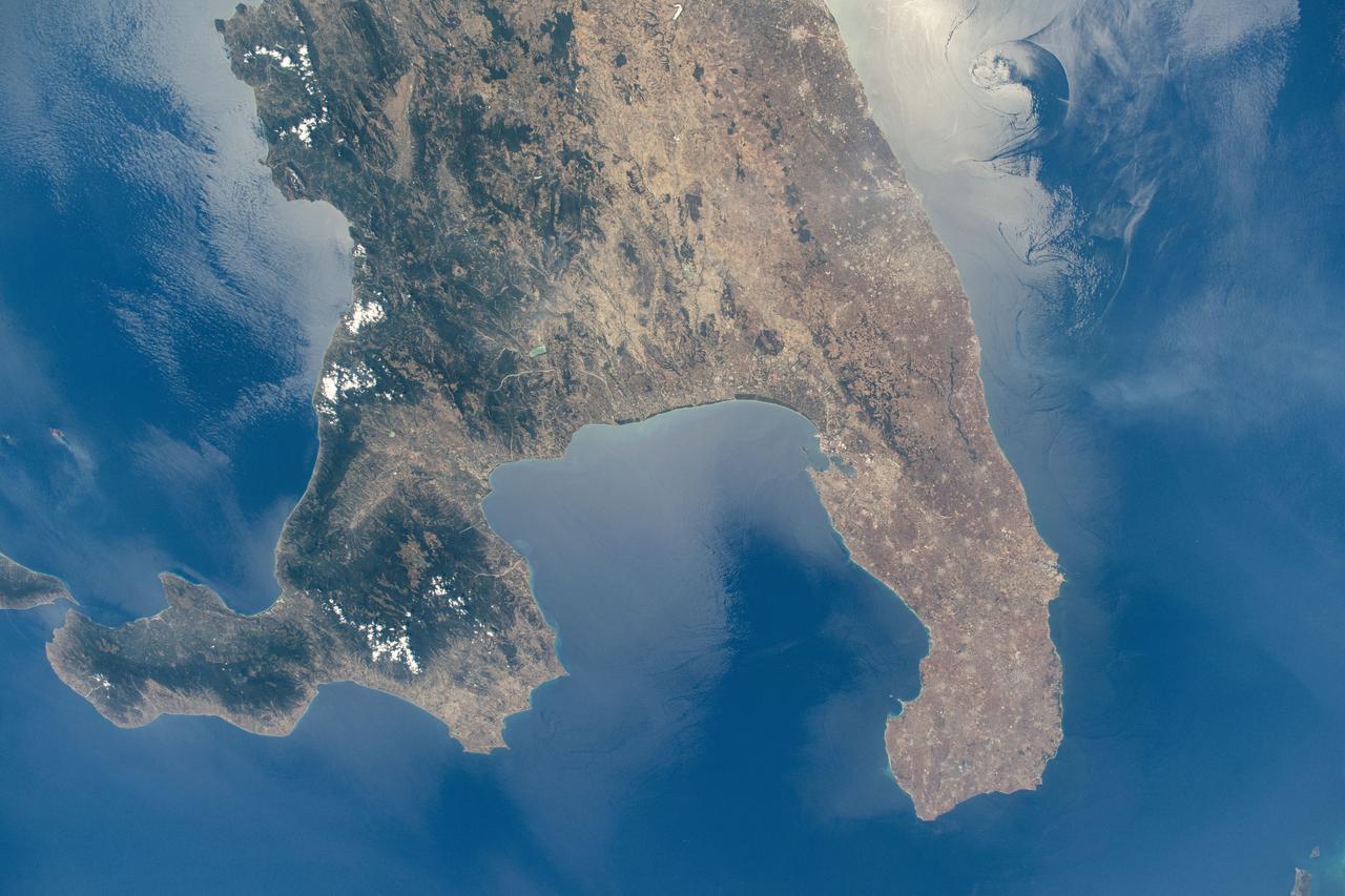 iss071e413856 (Aug. 1, 2024) -- The Italian Peninsula, or "the boot" of Italy is pictured from the International Space Station as it orbited nearly 260 miles above.
