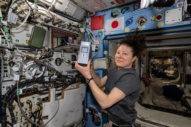 NASA image: iss071e515505