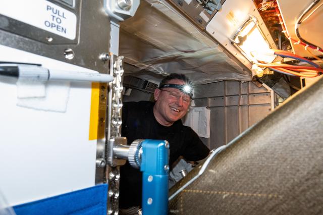 NASA image: iss071e580589