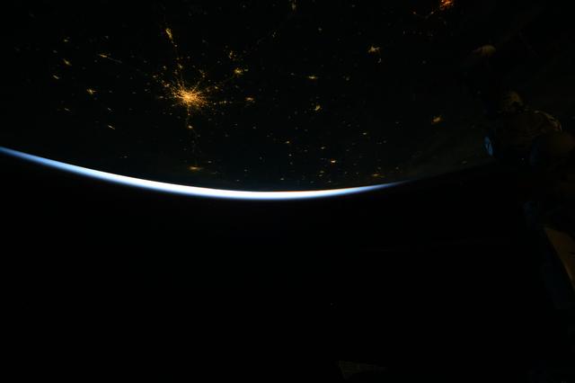 NASA image: iss071e695407