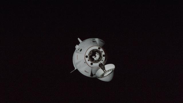 The SpaceX Dragon Freedom approaches the International Space Station