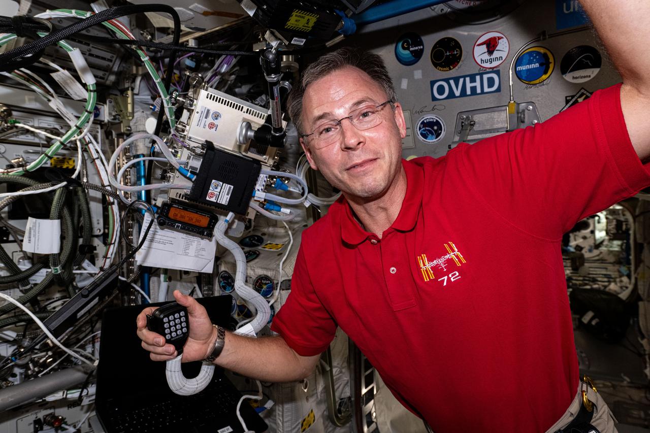 iss072e034812 (Oct. 11, 2024) --- NASA astronaut and Expedition 72 Flight Engineer Nick Hague calls down to students in Quebec, Canada, on the International Space Station's ham radio and answers their questions about living in space.