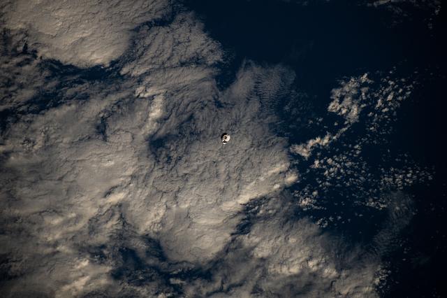 NASA image: The SpaceX Dragon cargo spacecraft approaches the International Space Station