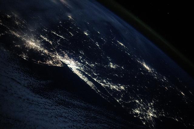 NASA image: The city lights of the United States' eastern seaboard